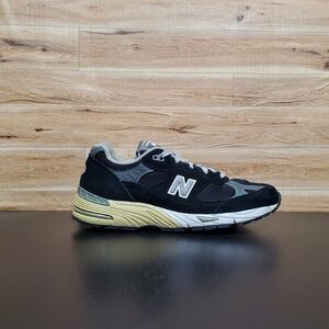 New Balance 991 Made in USA Black Gray Suede Shoes Women's Size 9.5